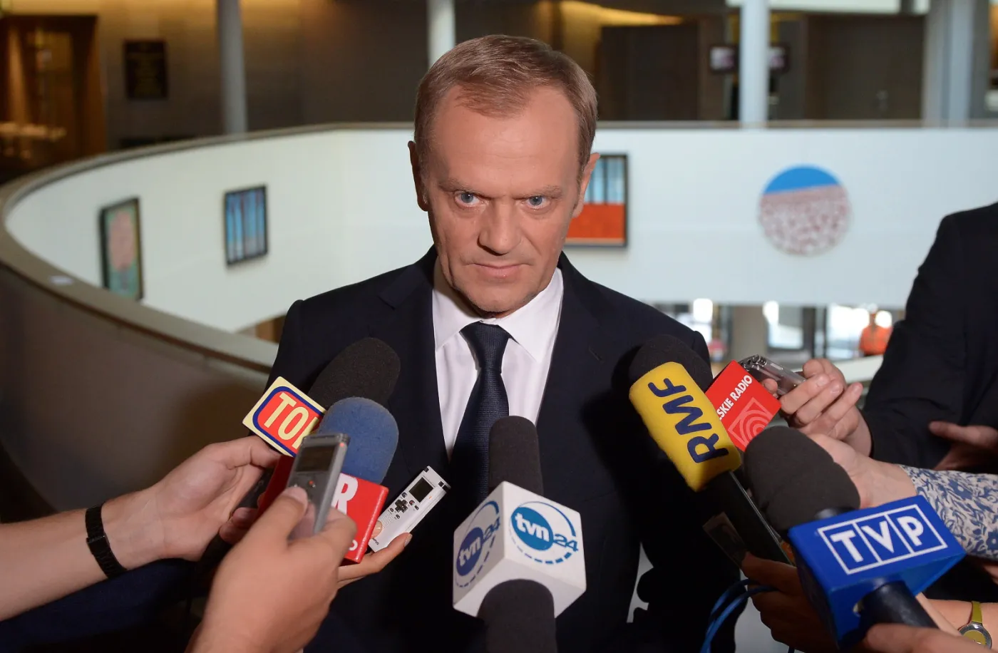 Tusk o stanowiskach w UE: Sikorski bezkonkurencyjny, ale... nie jest kobietą