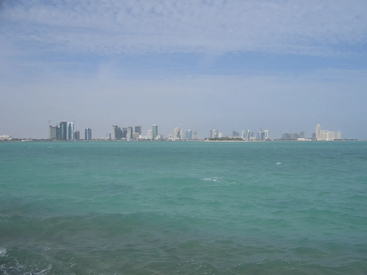 Jak Francja pomogła Katarowi w przyznaniu Mudialu 2022. Media na tropie korupcji