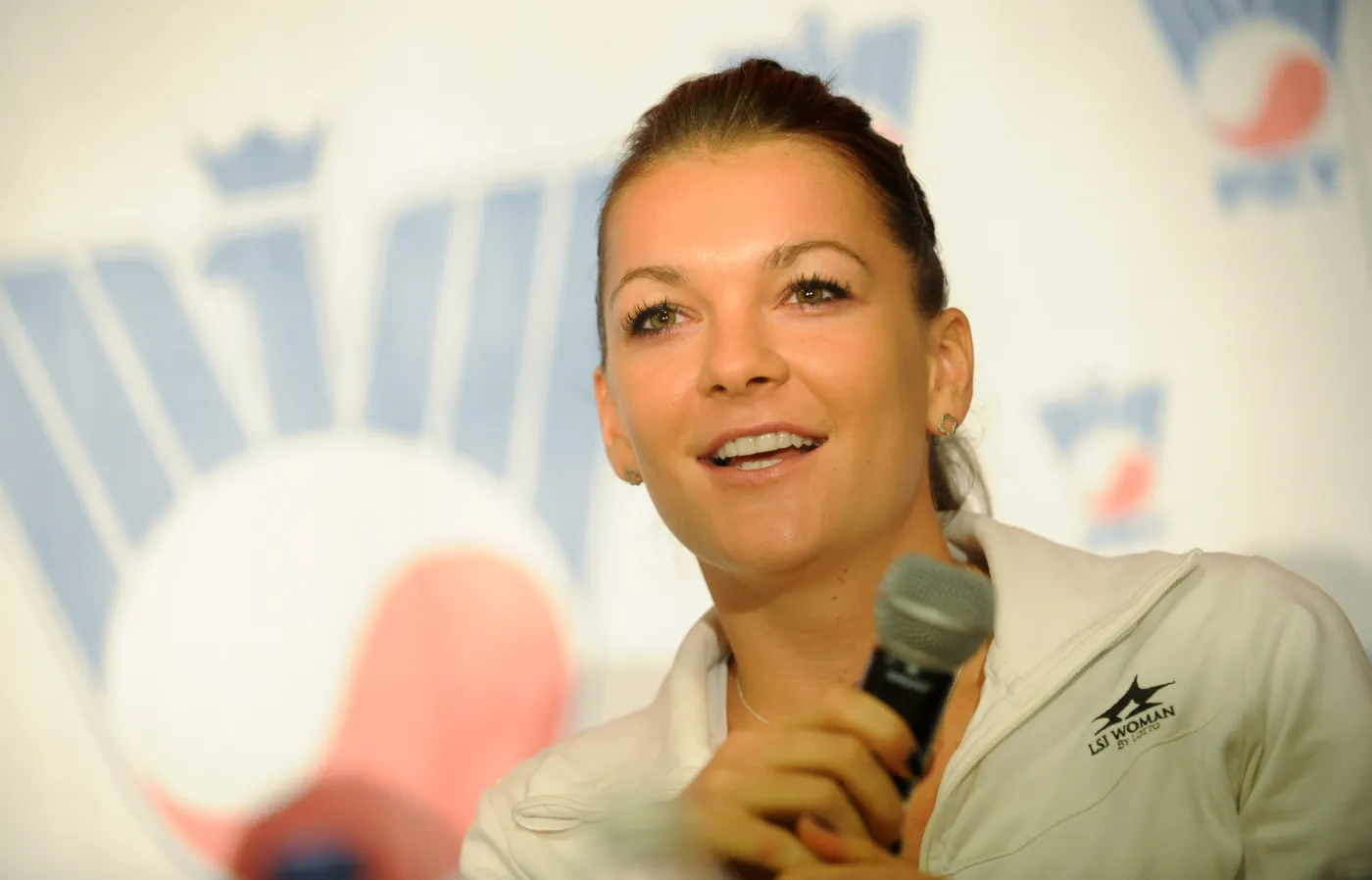 7204062-agnieszka-radwanska.jpg