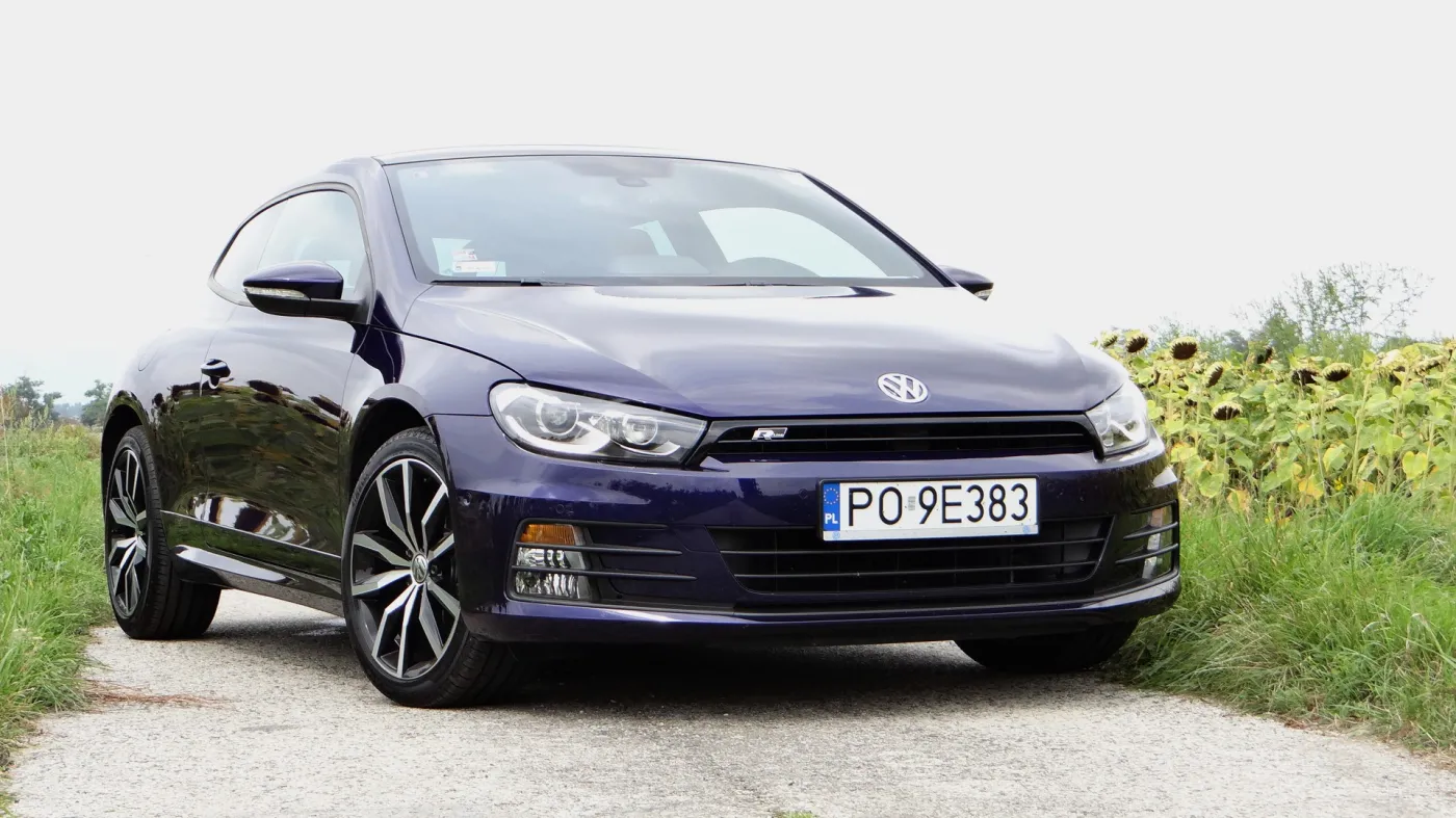 6862865-volkswagen-scirocco.jpg