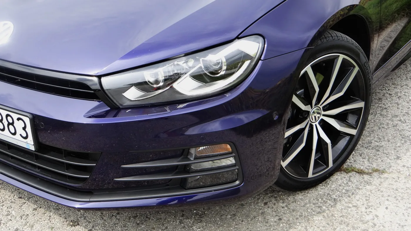 6863010-volkswagen-scirocco.jpg