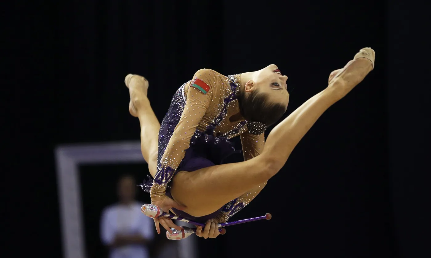 Ale one się wyginają. Gimnastyczki chyba są z gumy