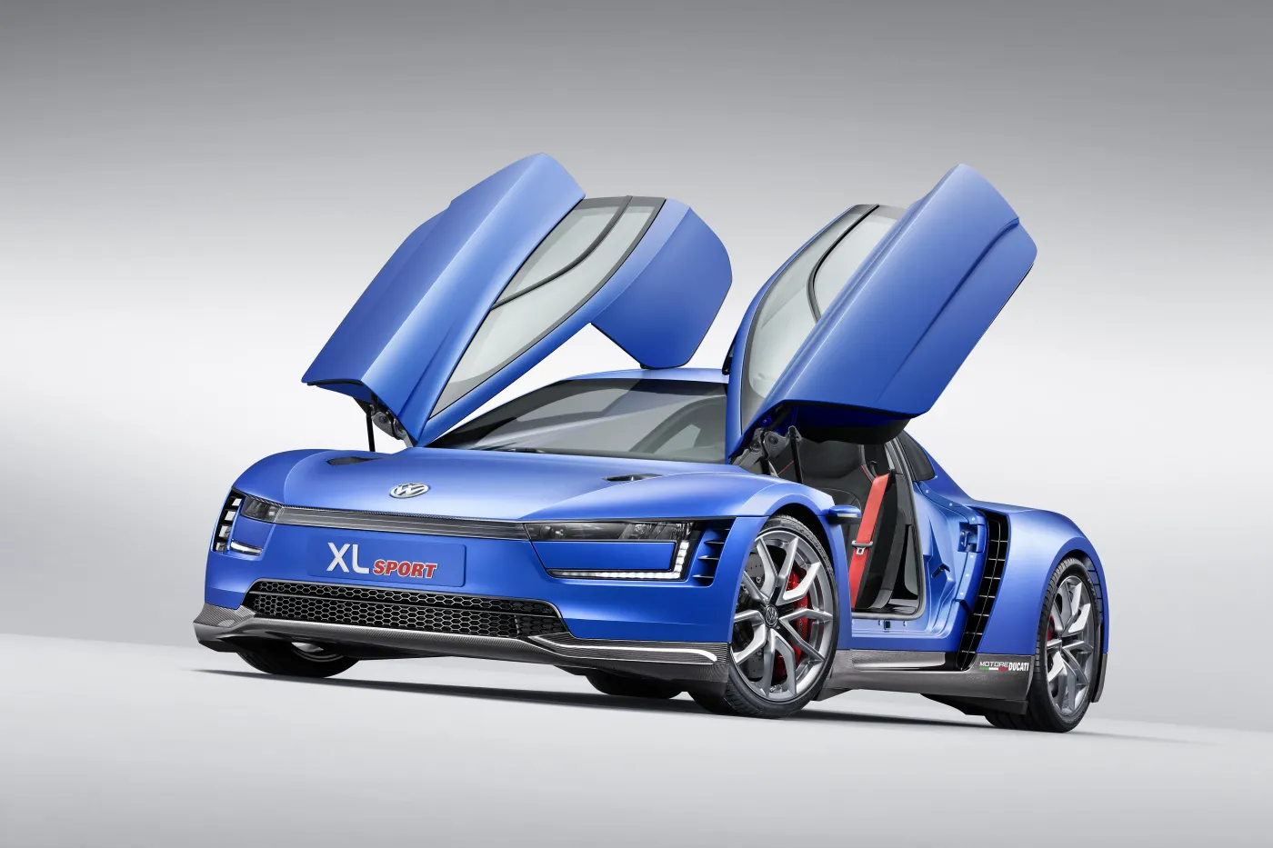 6886439-volkswagen-xl-sport.jpg