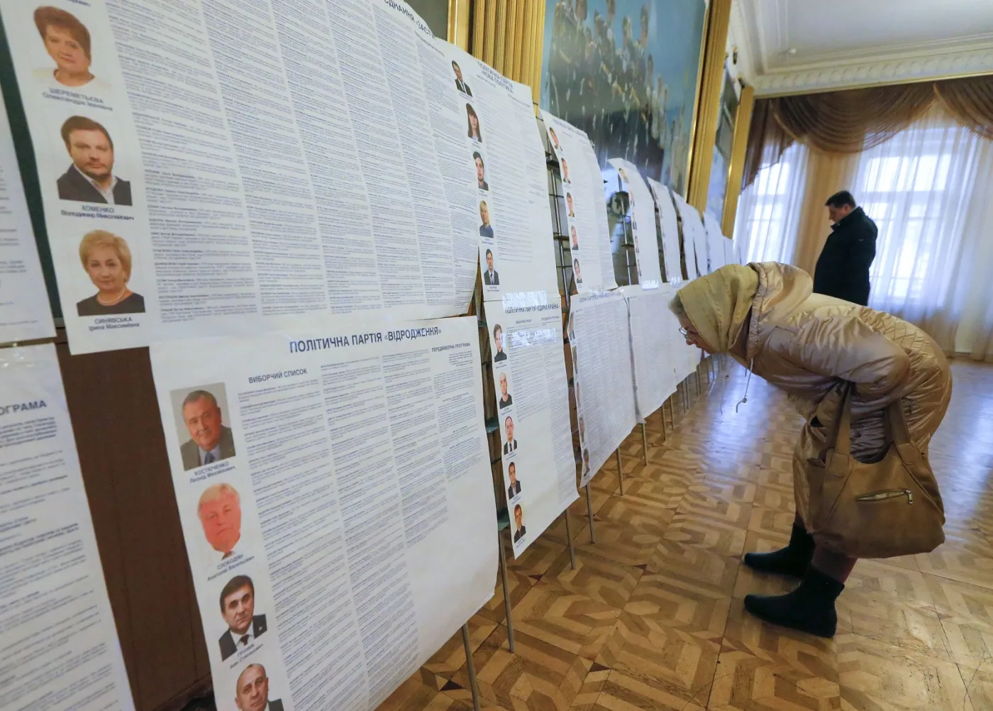 Rozpoczęły się wybory parlamentarne na Ukrainie. Krym, Donieck i Ługańsk nie głosują