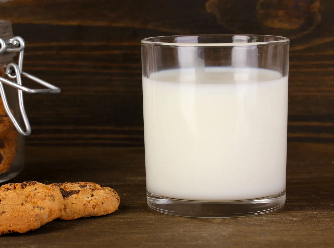4212849-szklanka-mleka-mleko.jpg