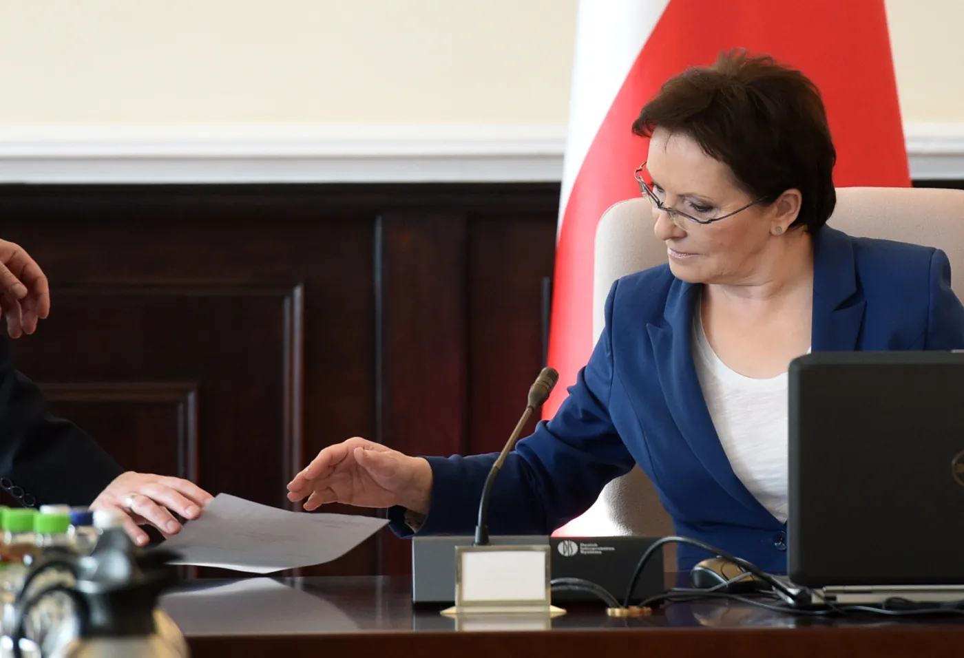 Kopacz o JSW: Nie rozwiązywać problemów na ulicy