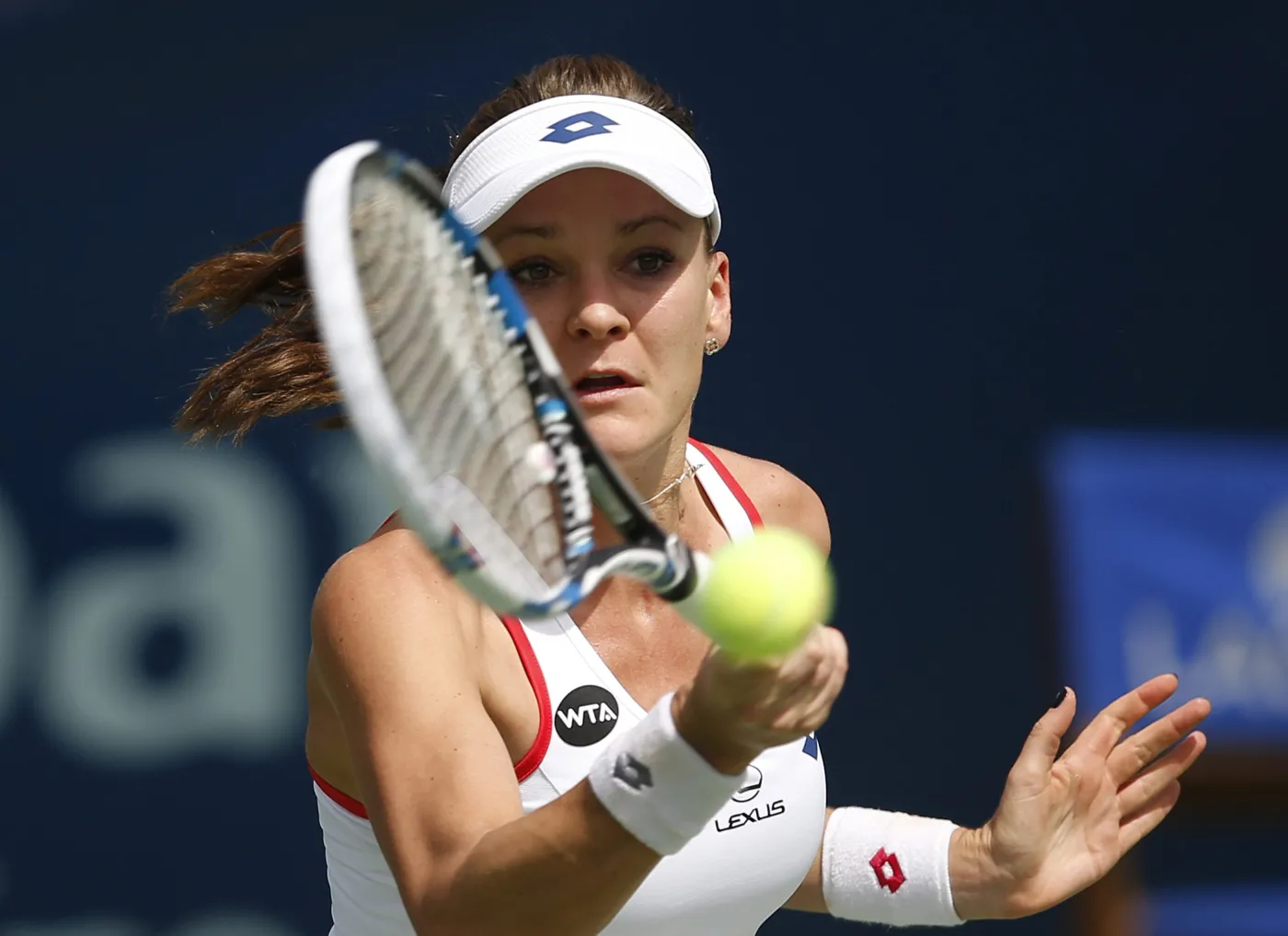 7437291-agnieszka-radwanska.jpg