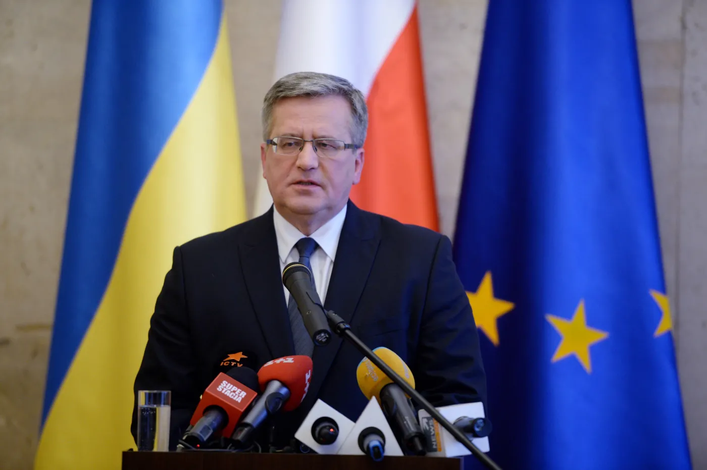 Pomnik smoleński stanie blisko Krakowskiego Przedmieścia? Prezydent: Lokalizacja jest godna