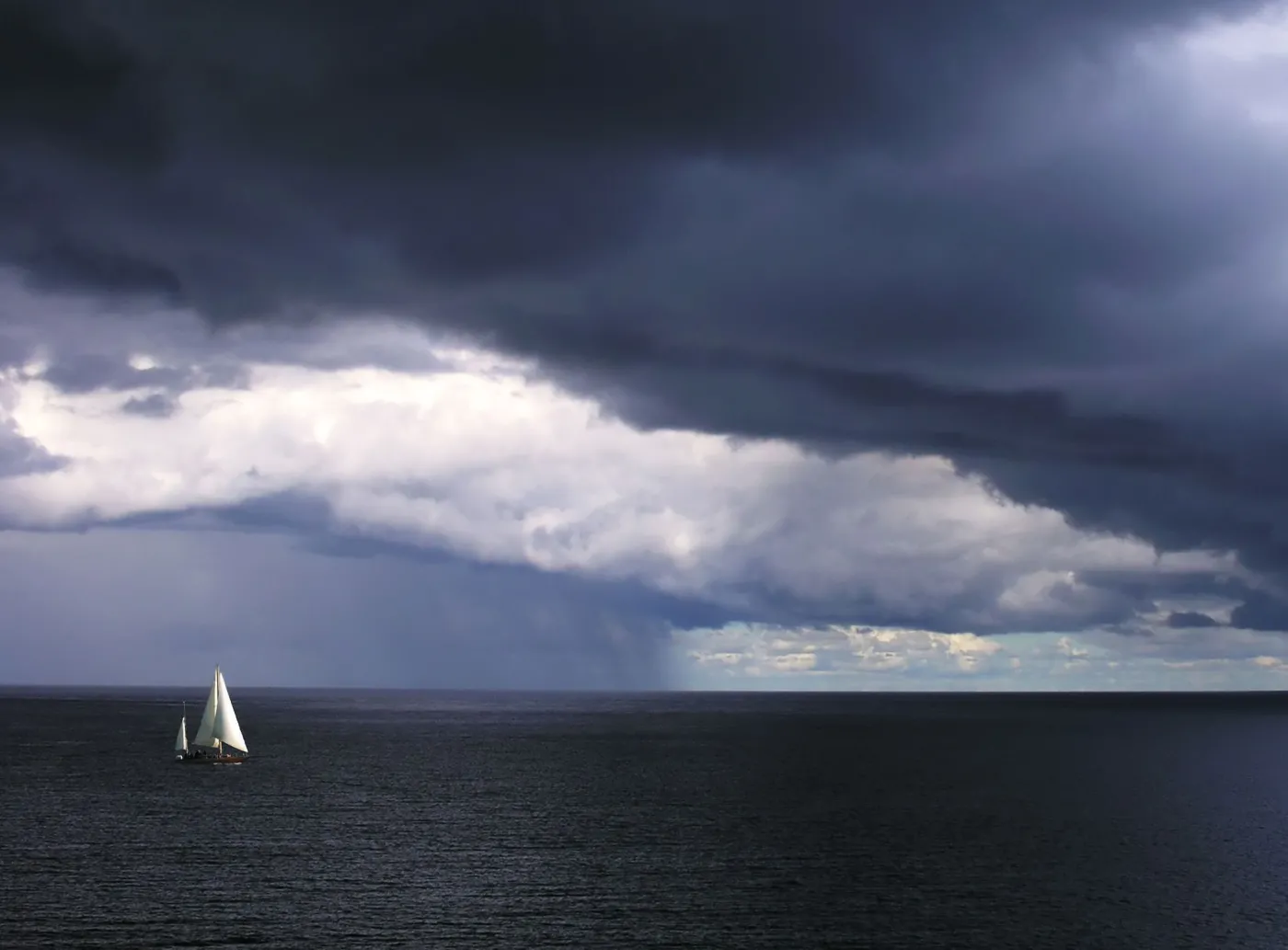 Fatalna pogoda i trudne warunki na jeziorach