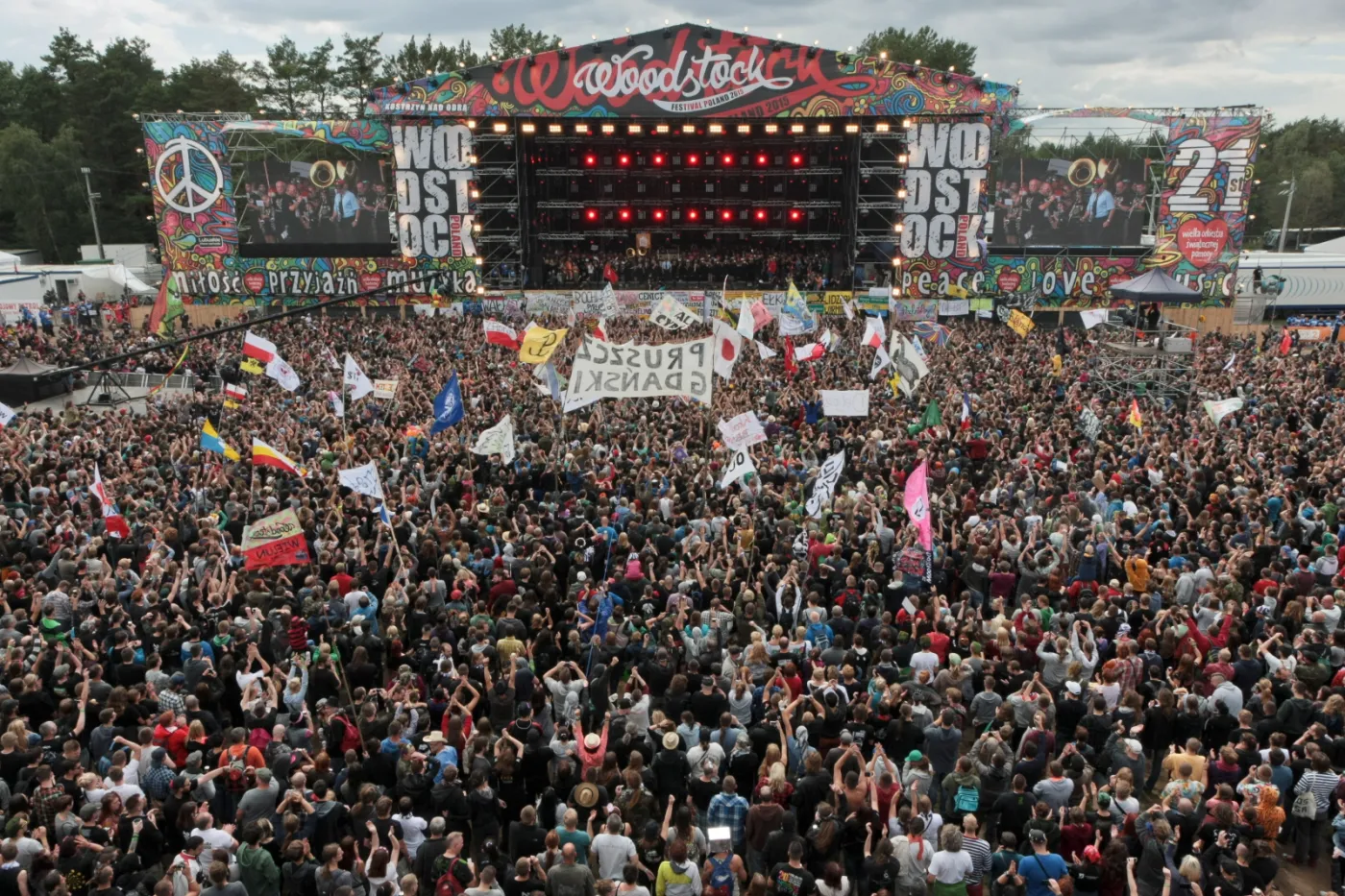 8034000-przystanek-woodstock.jpg