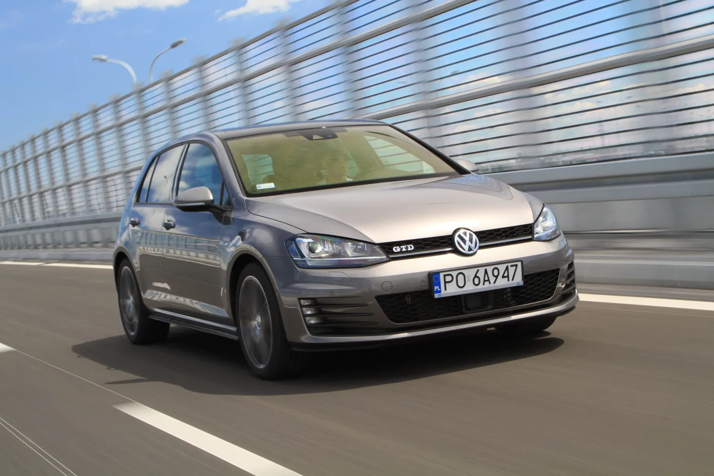 8072697-volkswagen-golf-gtd.jpg