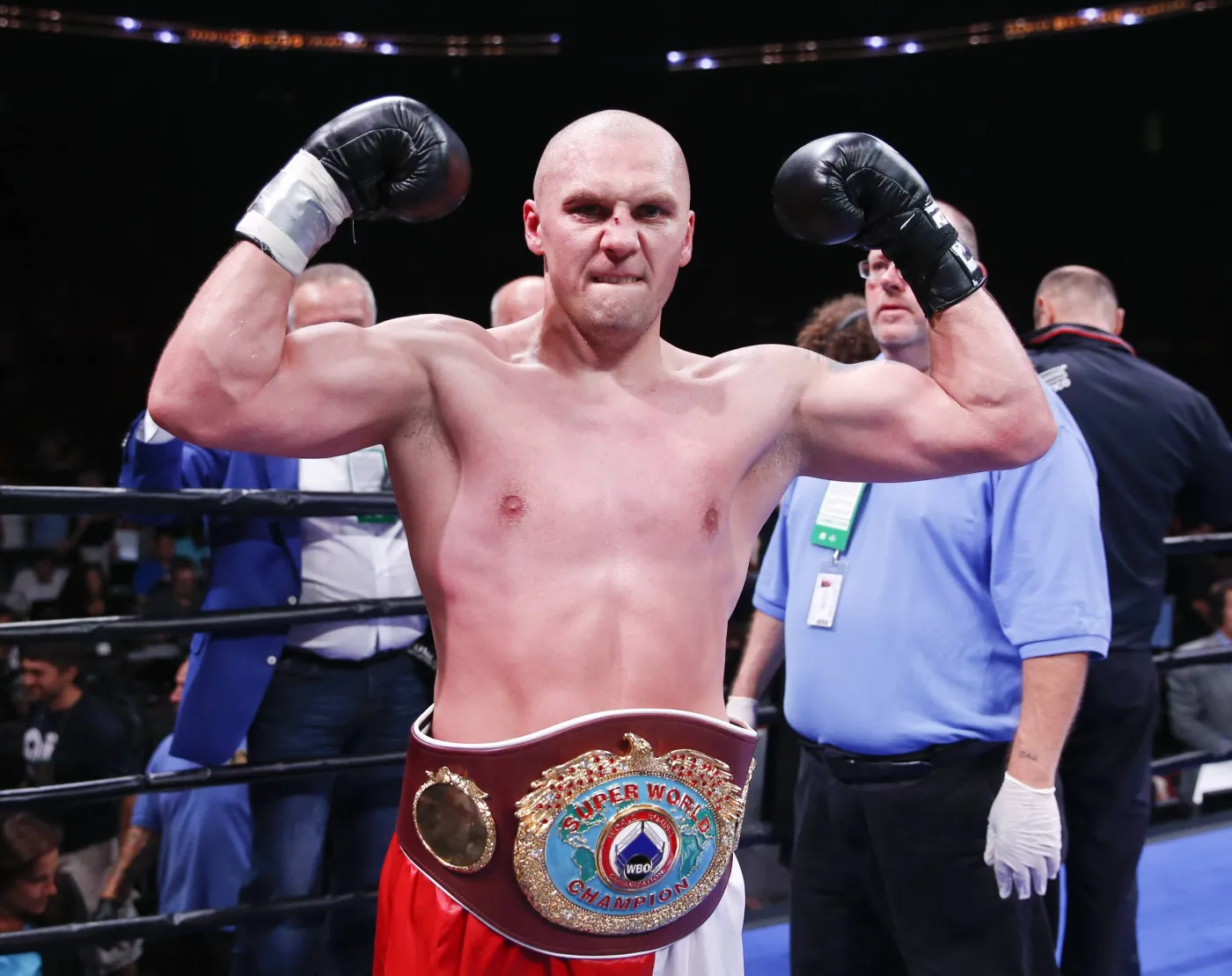 Głowacki leżał na deskach, ale znokautował Hucka i został mistrzem świata WBO