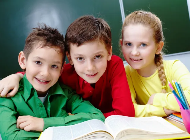 Konkurs na e-podręcznik do powtórki. Chodzi o jedną firmę