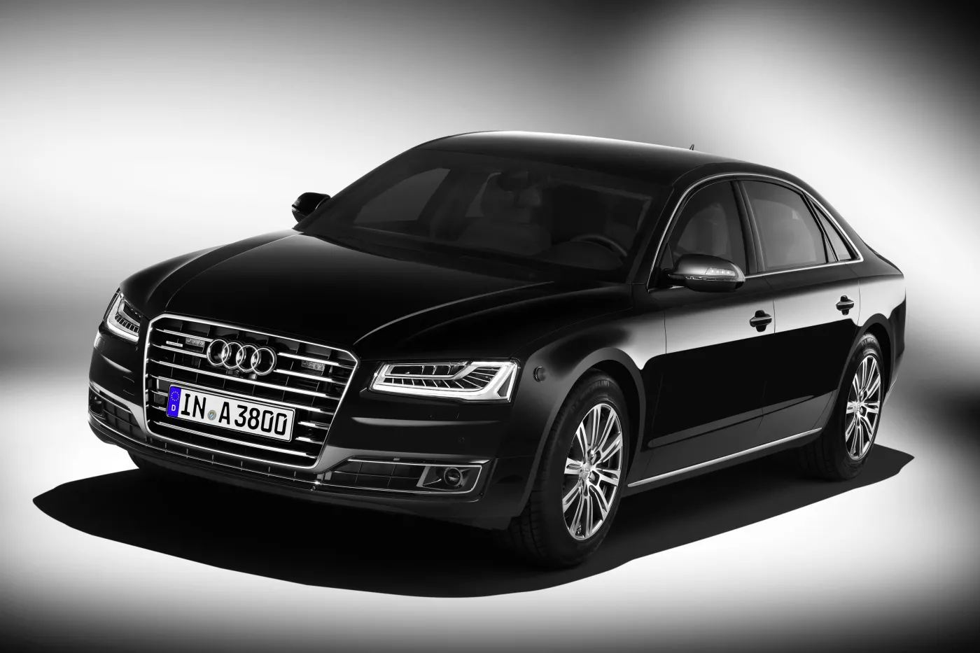 8184135-audi-a8-l-security.jpg