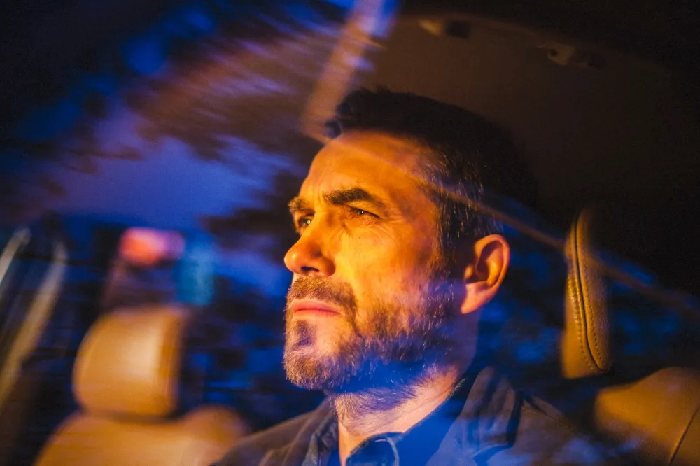 Wielkie pieniądze, brudna polityka i tajemnica z przeszłości. Dziś premiera serialu "Pakt"