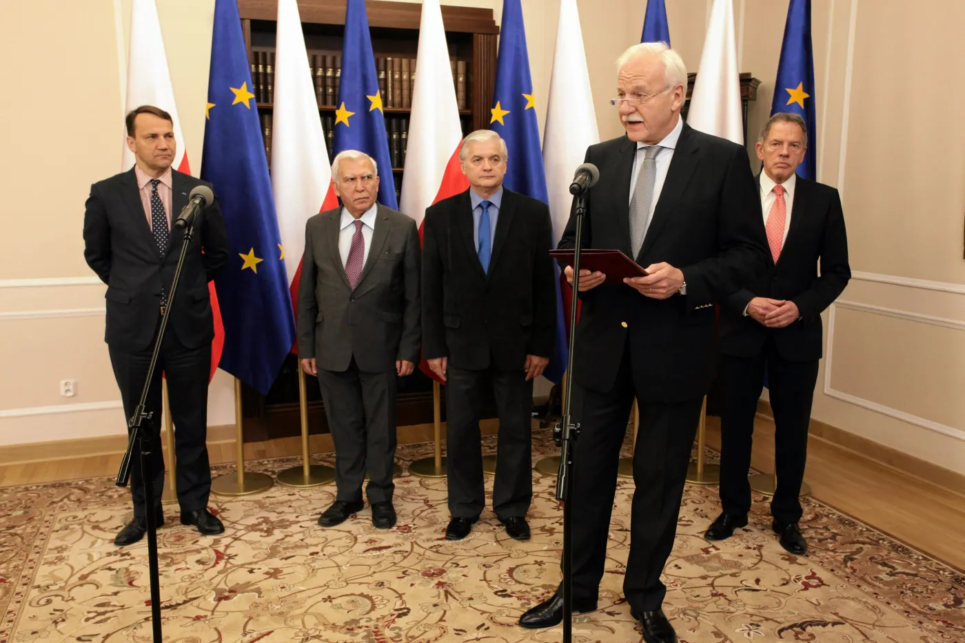 Olechowski: Kiedy Duda podpisze ustawę o TK,  to rzeczywiście kończy się III RP