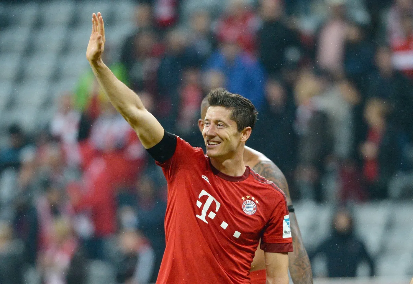 8241325-robert-lewandowski.jpg