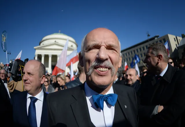 Korwin-Mikke nie zamierza przepraszać za "ludzkie śmiecie". "To określenie jest właściwe"