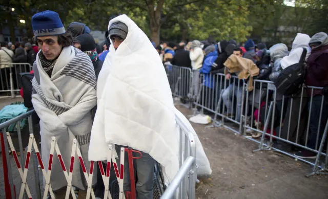 "wSieci": Nawet 100 tys. imigrantów może po wyborach trafić do Polski