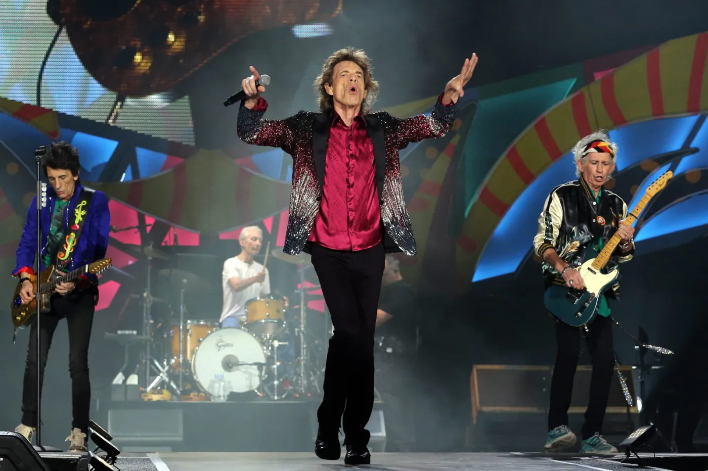 8875294-the-rolling-stones.jpg