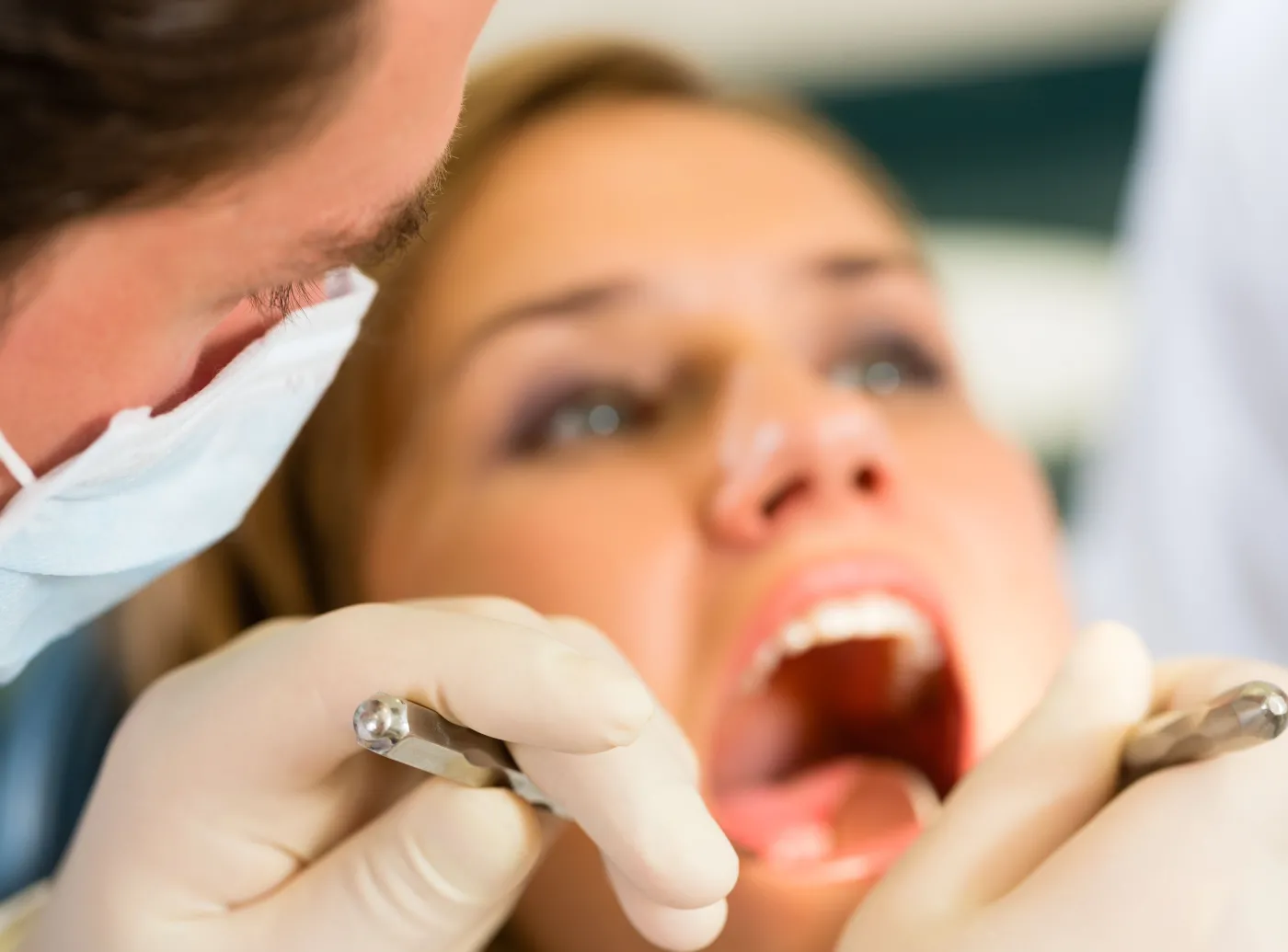 Jak Polacy dbają o zęby?