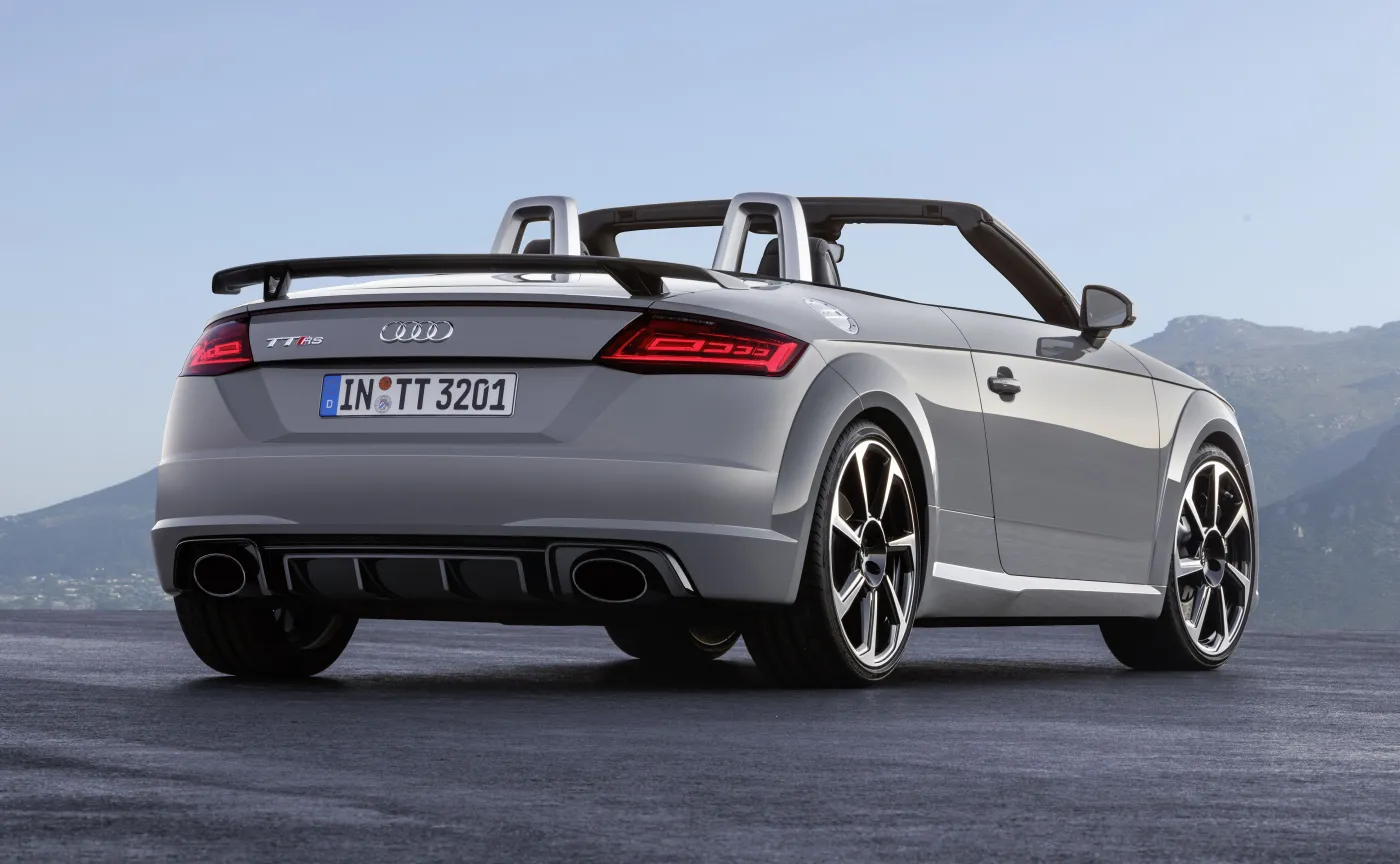8971780-audi-tt-rs-roadster.jpg