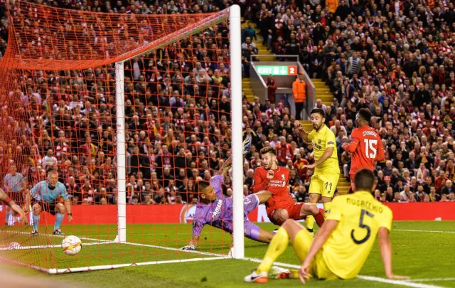 Liga Europy: Liverpool i Sevilla w finale. Krychowiak przed szansą na kolejne trofeum. WIDEO