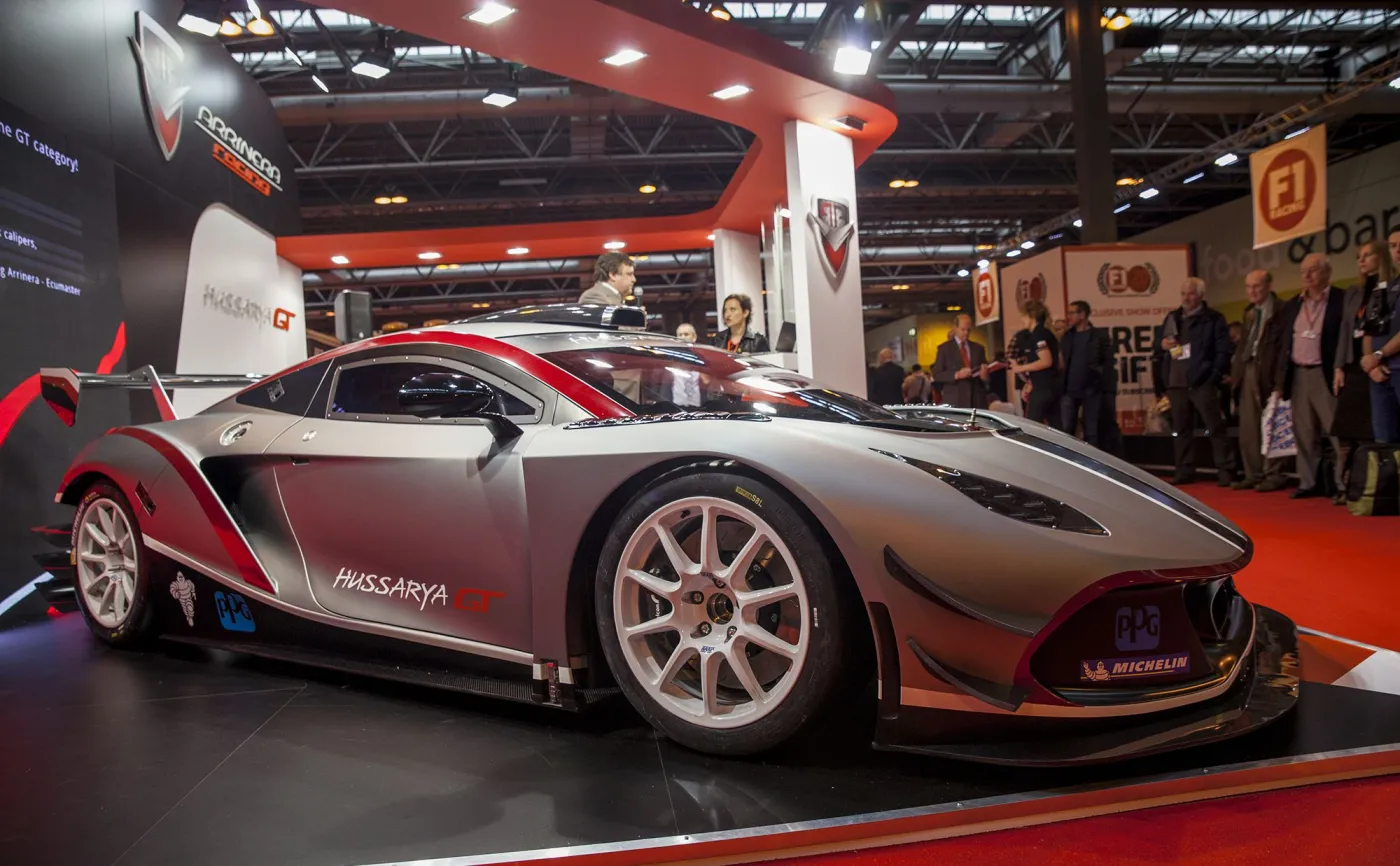 8636997-arrinera-hussarya-gt.jpg