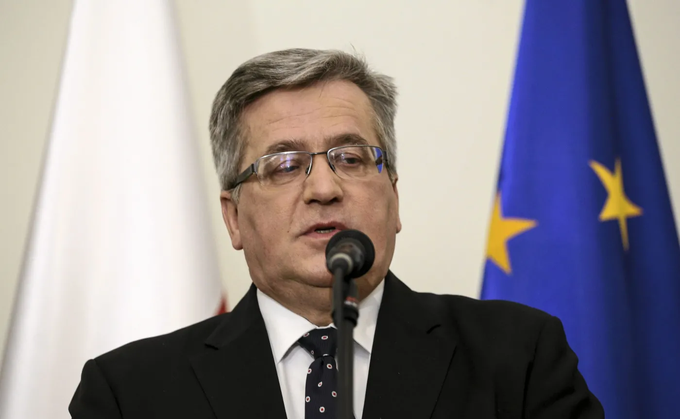 Bronisław Komorowski: Atak na Wałęsę zakrawa na wyjątkową bezwzględność i głupotę