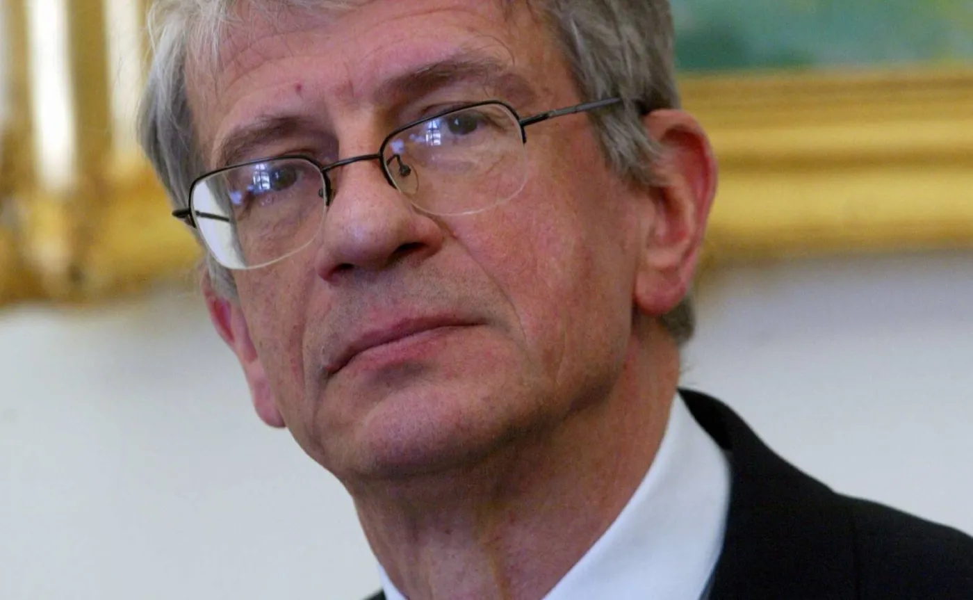 Roszkowski o aktach TW "Bolka": Potwierdzają tezę, że III RP była zbudowana na teczkach