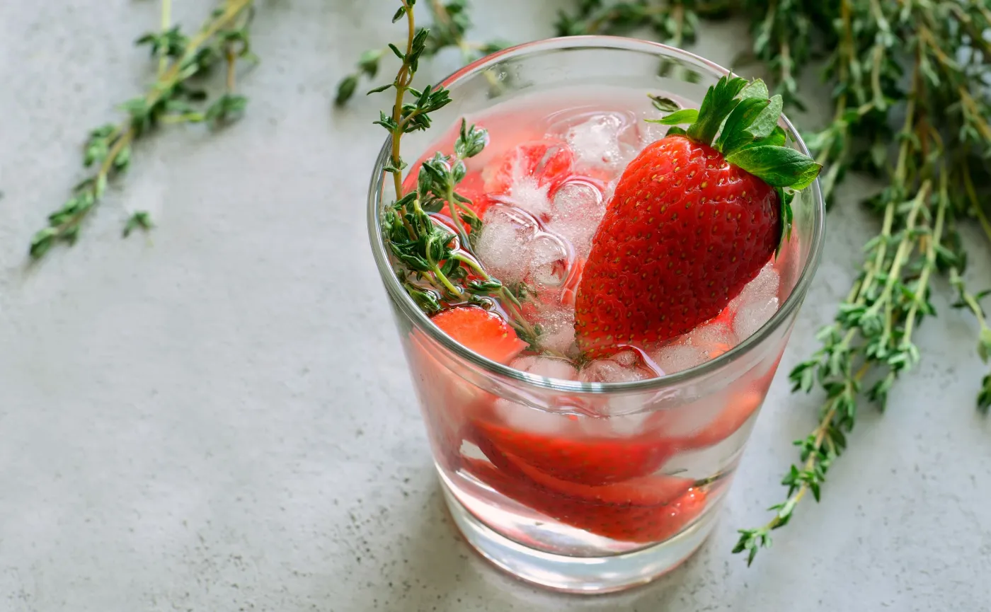 Napój z truskawkami