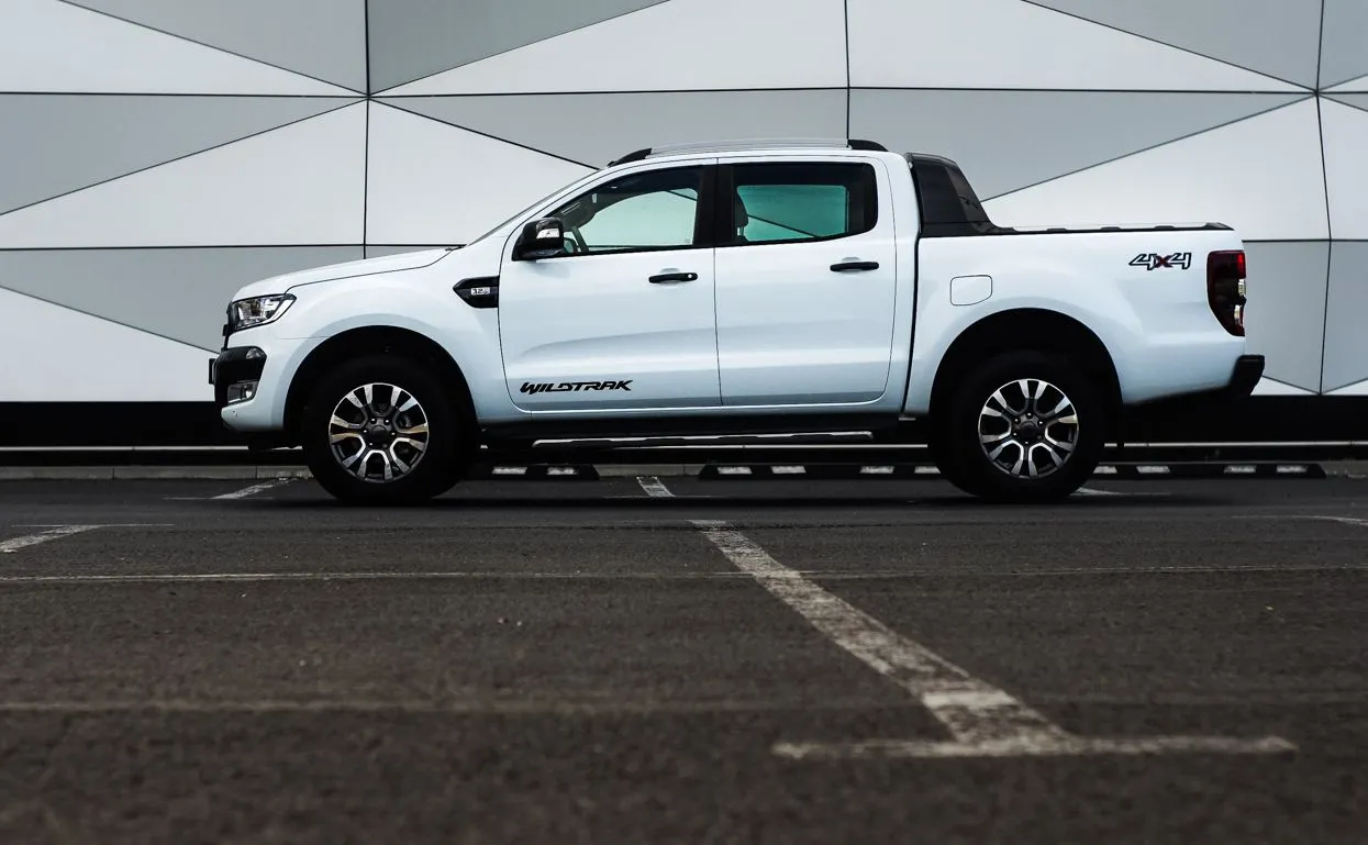 9297578-ford-ranger-wildtrak.jpg