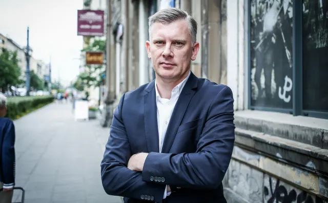 Za wysadzeniem bloku w Gdańsku stał UOP? Prokuratura Krajowa bada sprawę po wypowiedzi Cenckiewicza