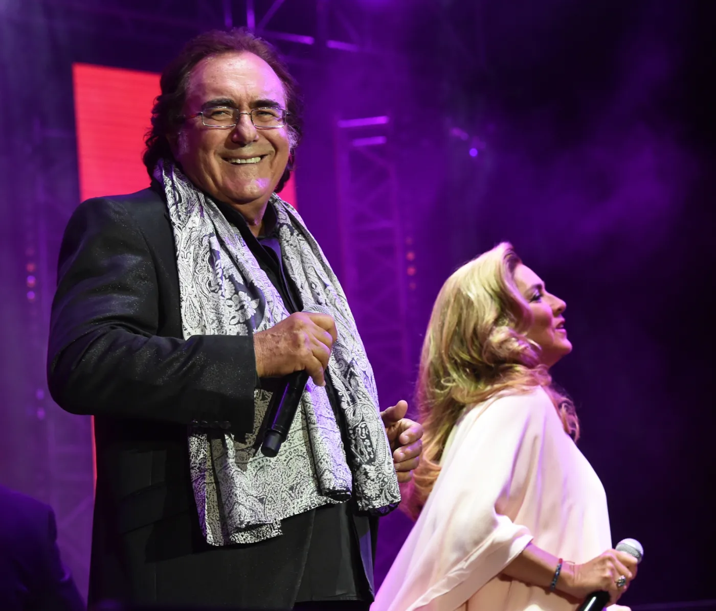 9045349-al-bano-romina-power.jpg