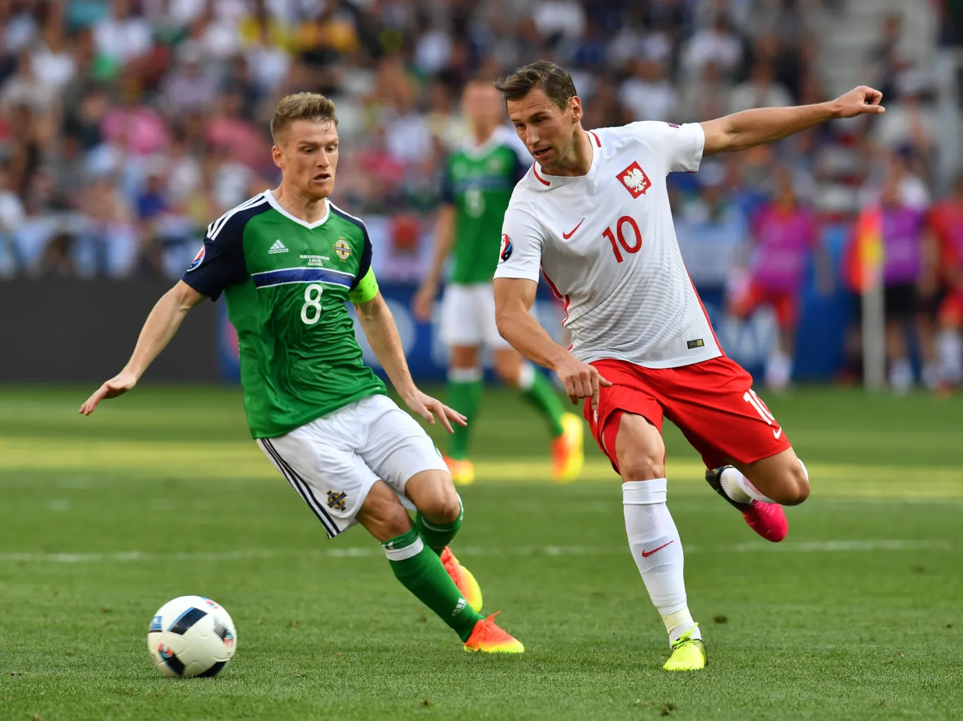 Świetne statystyki polskich piłkarzy. Dużo lepsze niż wynik. Krychowiak graczem meczu