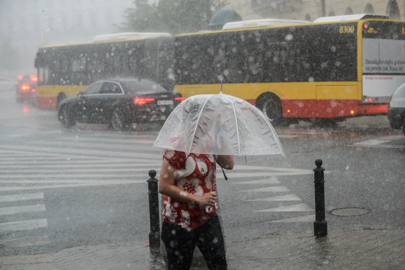 9181639-ulewa-nad-warszawa.jpg