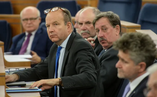 Urodziła martwe dziecko na podłodze szpitala. Minister zdrowia: Sprawę zbadamy jak najdokładniej