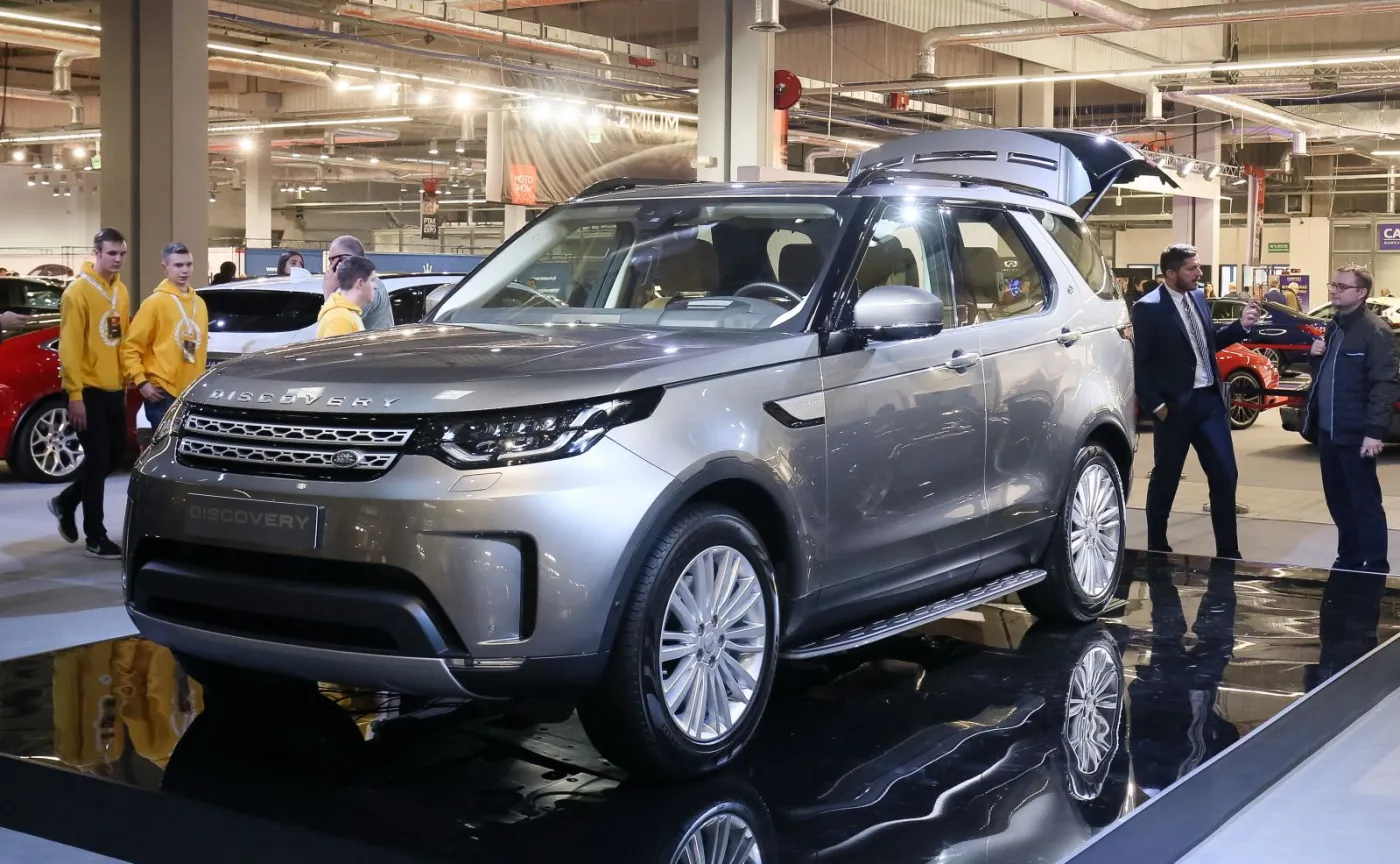 9632934-land-rover-discovery.jpg