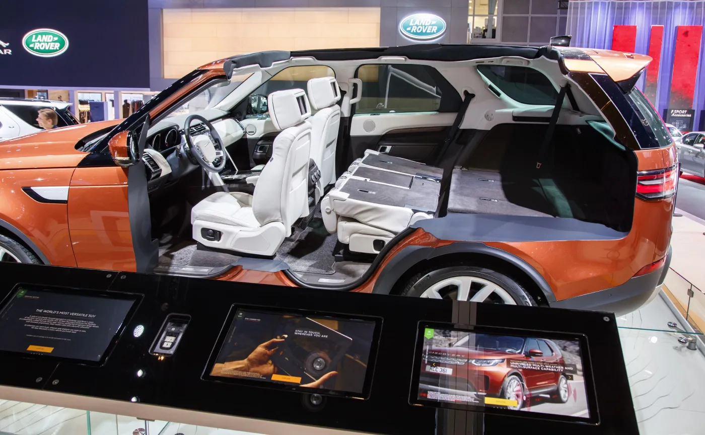 9633472-land-rover-discovery.jpg