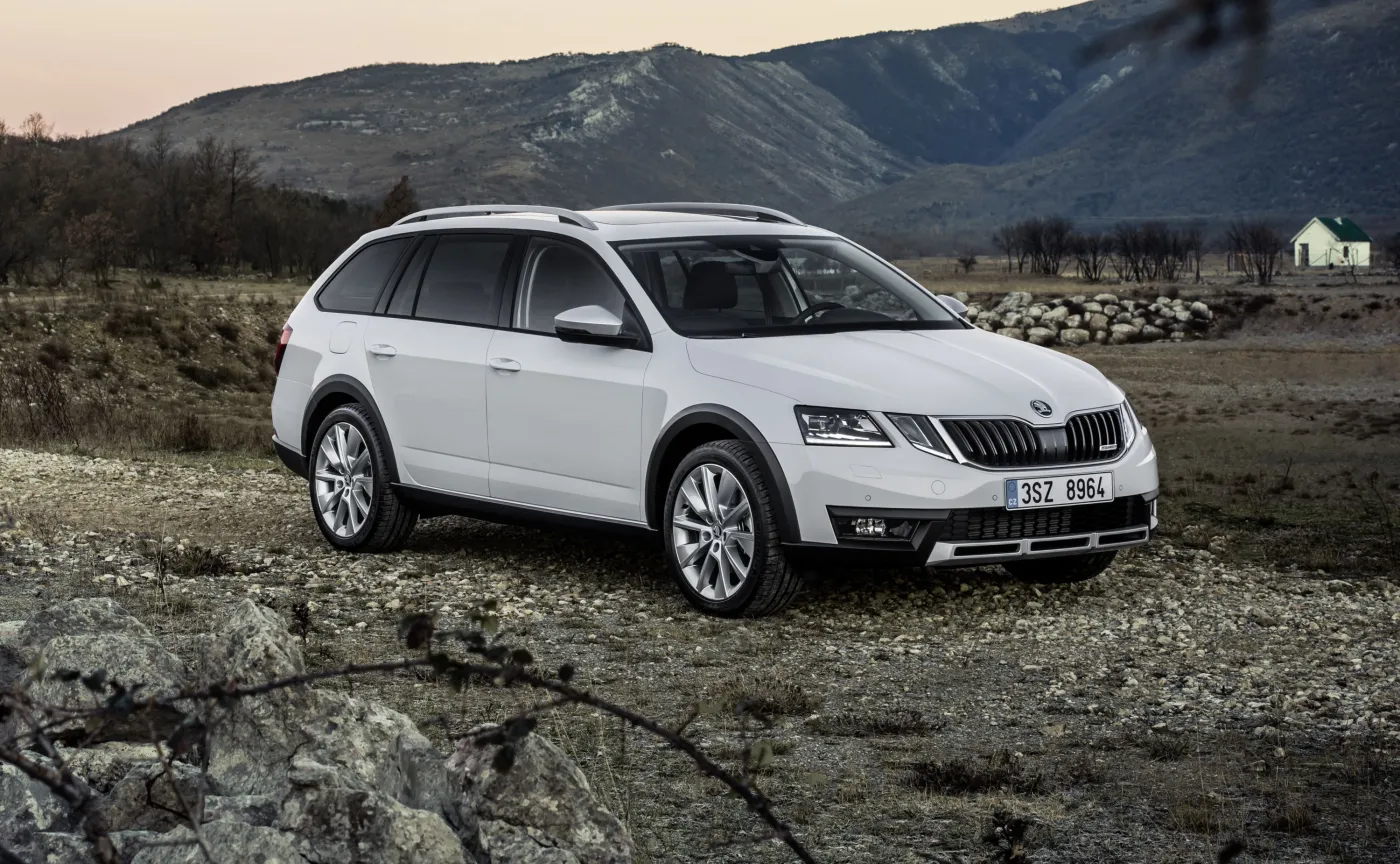 9738702-skoda-octavia-scout.jpg
