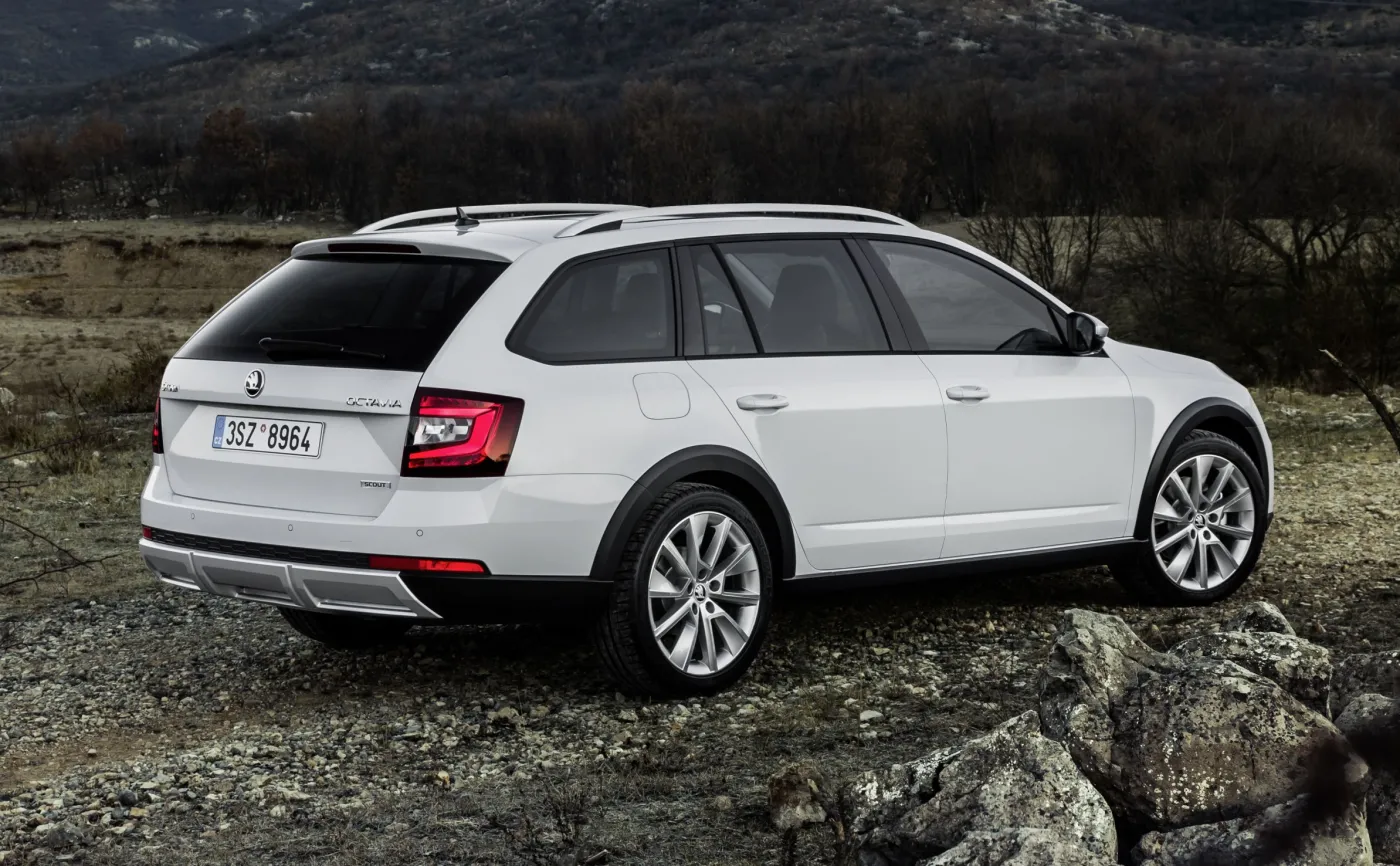 9738734-skoda-octavia-scout.jpg