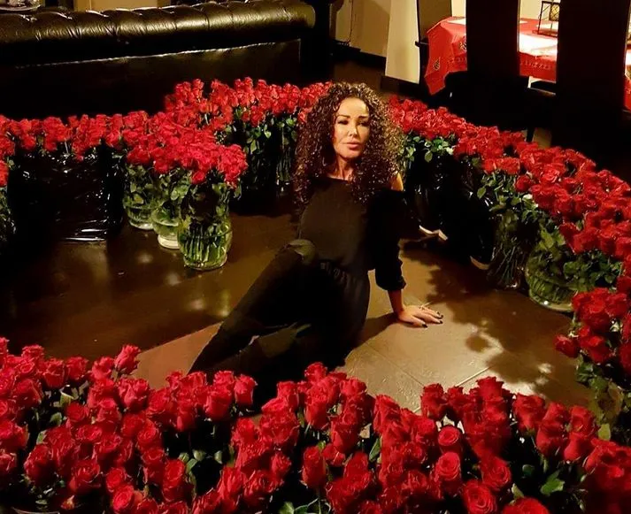 Magiczne Święta Ewy Minge. Projektantka się zaręczyła