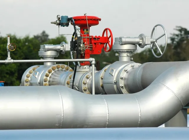 Sprawa nagród w EuRoPol Gazie nie służy polskim negocjacjom z Rosją. OPINIA