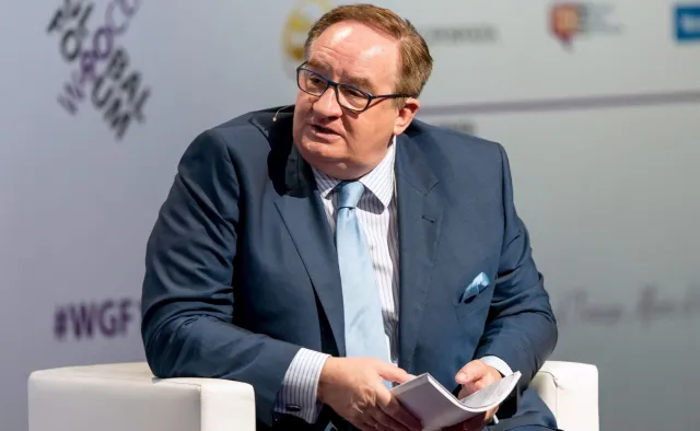 Czarnecki: Saryusz-Wolski od osób zacnych i godnych telefony odbiera. Ode mnie odebrał