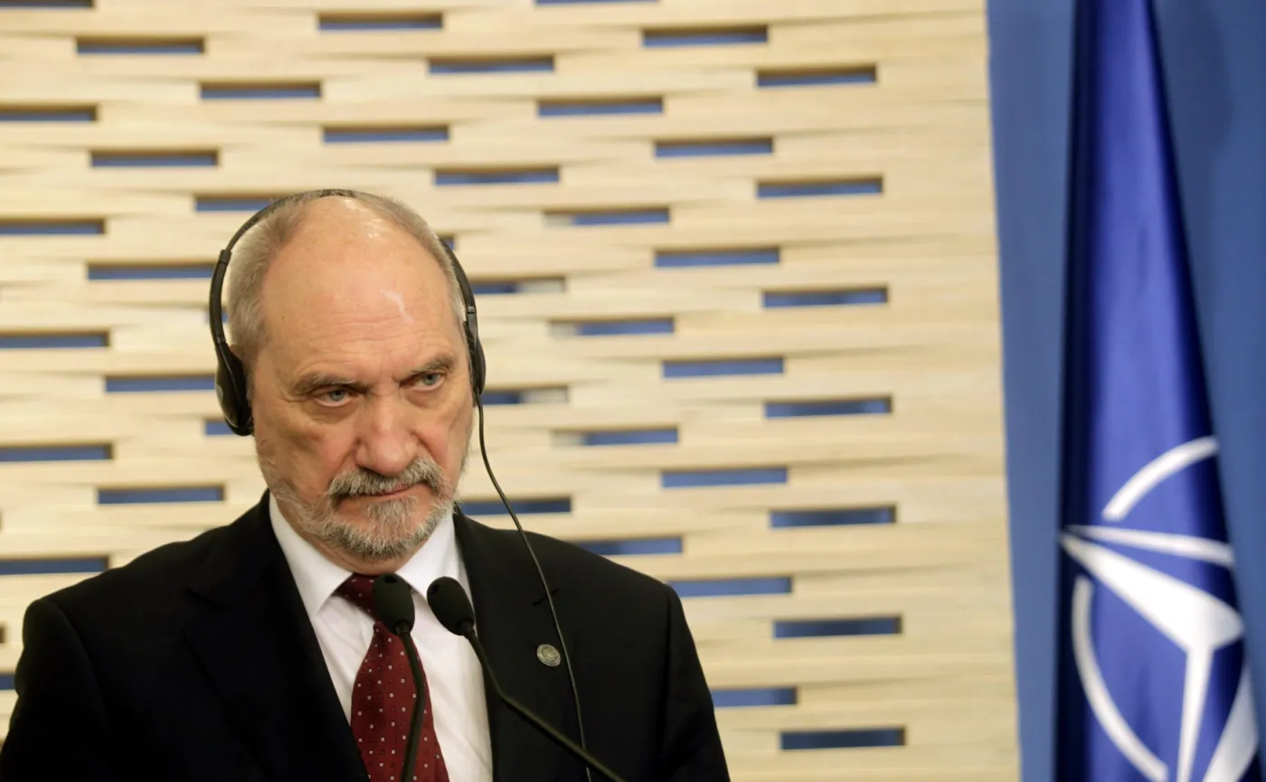 9978494-antoni-macierewicz.jpg