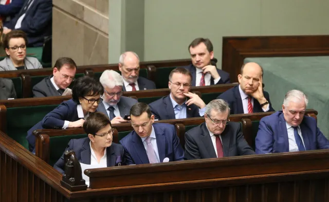 Andrysiak: Metoda działania rządu Szydło: Tak zmieszać prawdę i kłamstwo, by nie było wiadomo, co jest czym [OPINIA]