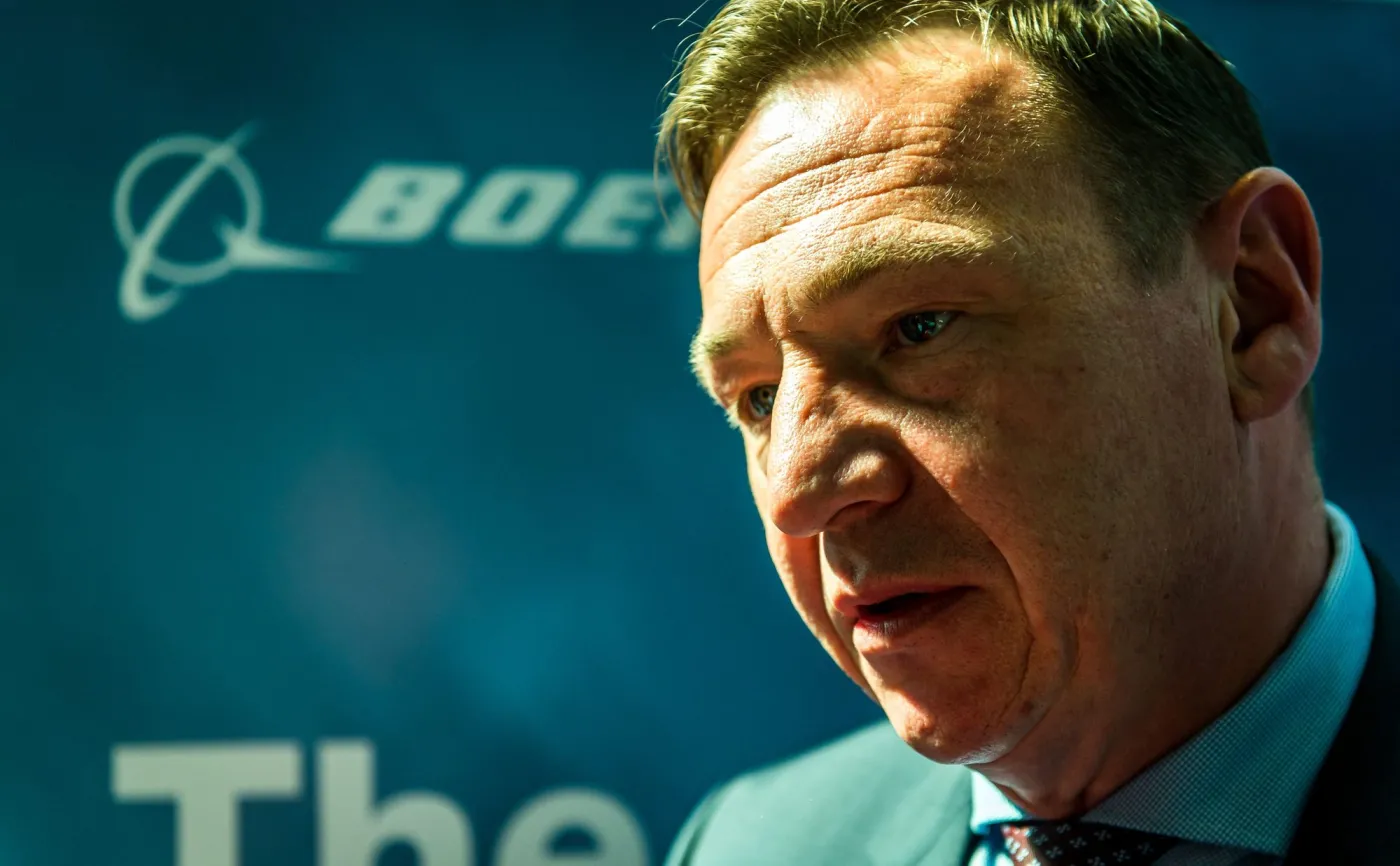 Pracował z Misiewiczem, a teraz przywłaszczył służbowe volvo? PGZ kontra "Fakt"