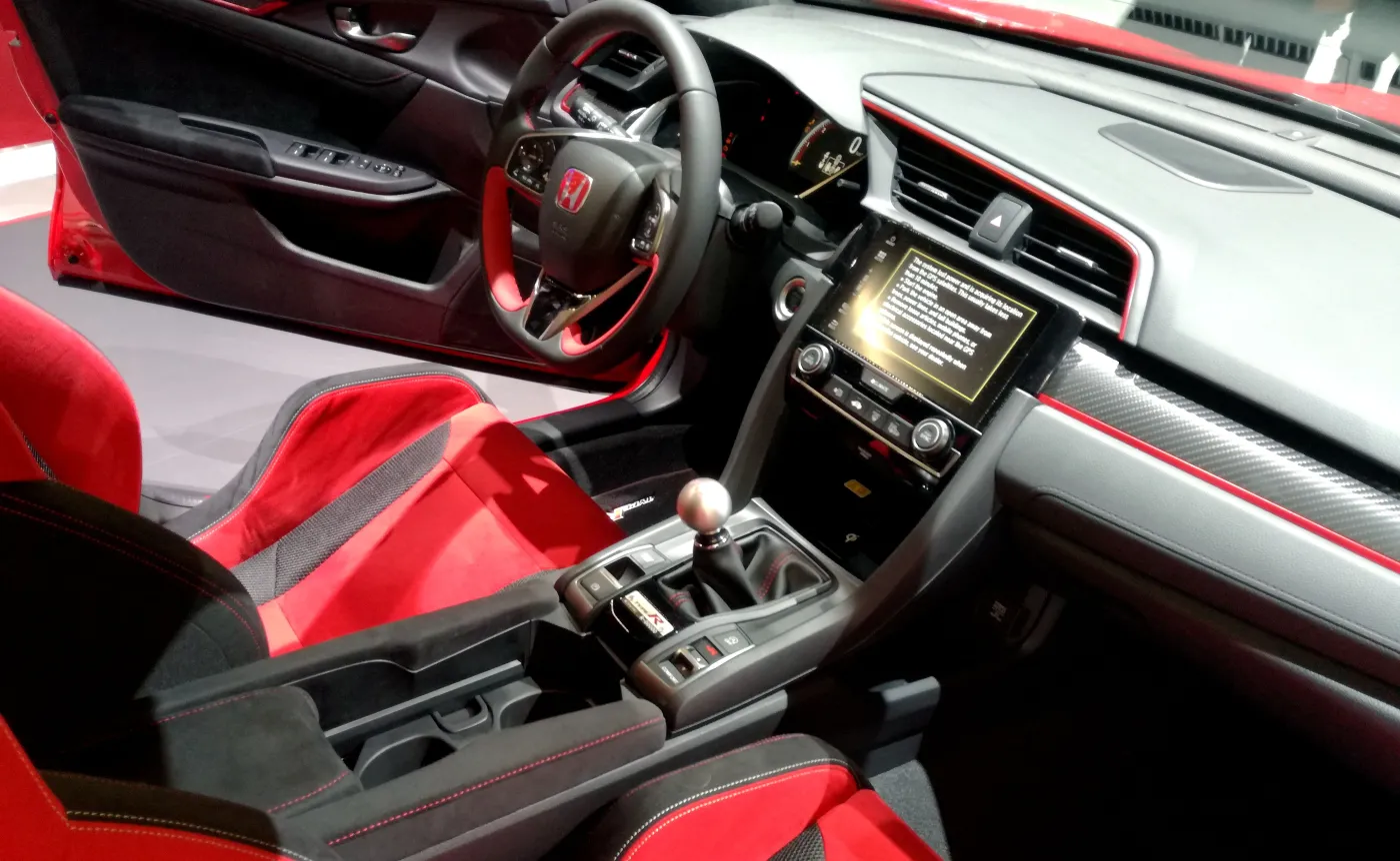 10090158-honda-civic-type-r.jpg