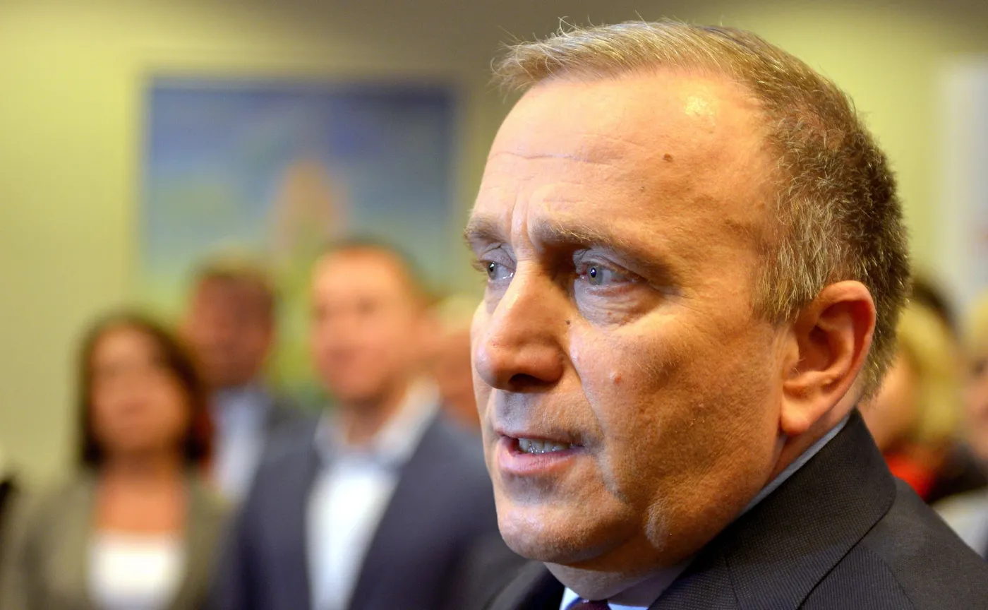 Schetyna o prezydencie: Myślę, że ogląda Ucho Prezesa i chyba to go popycha do jakiejś aktywności