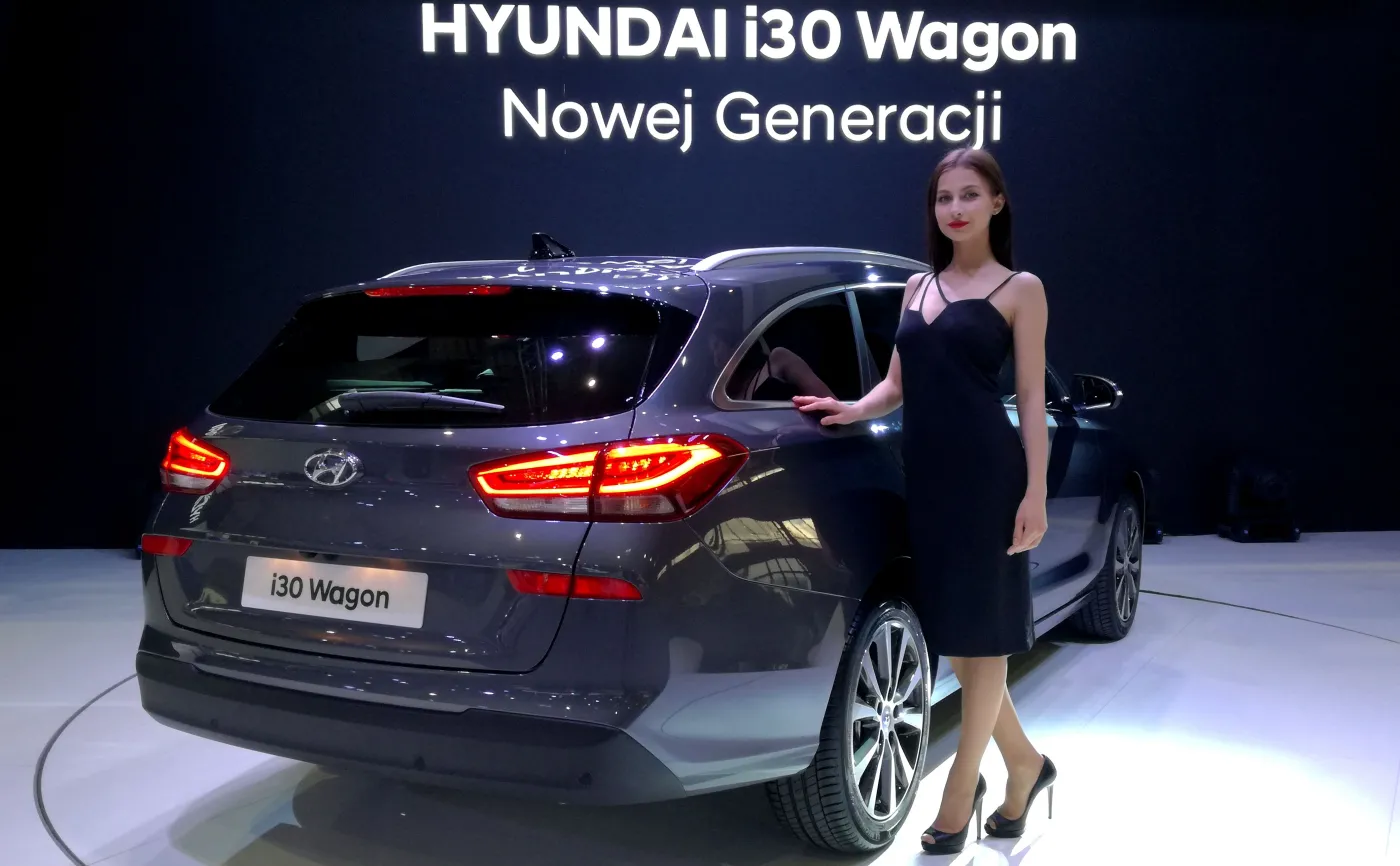 10131595-hyundai-i30-wagon.jpg